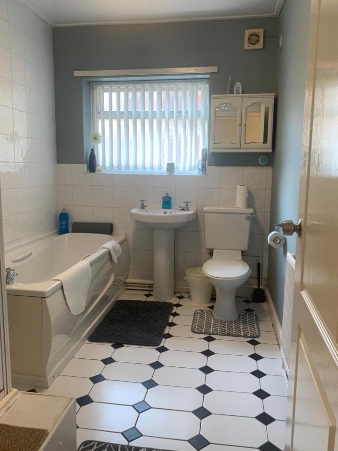 Be My Guest Liverpool - Ground Floor Apartment With Parking Exterior foto